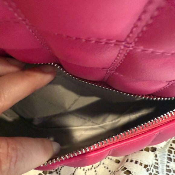 NWT MICHAEL KORS SHEILA MEDIUM FRONT POCKET BACKPACK QUILTED DRAGONFRUIT main image 8